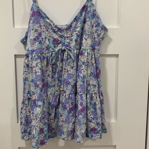 Floral Tank Size M